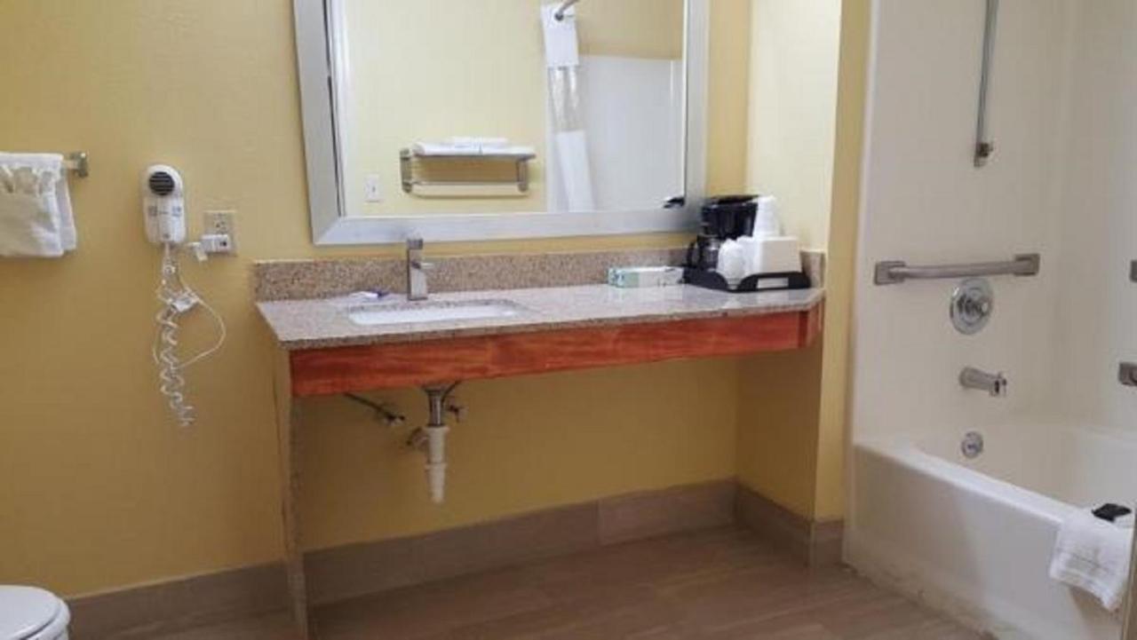 Loyalty Inn Hawkinsville Ngoại thất bức ảnh
